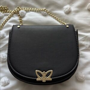 Elegant BCBGeneration  Black Shoulder Bag with Gold Chain